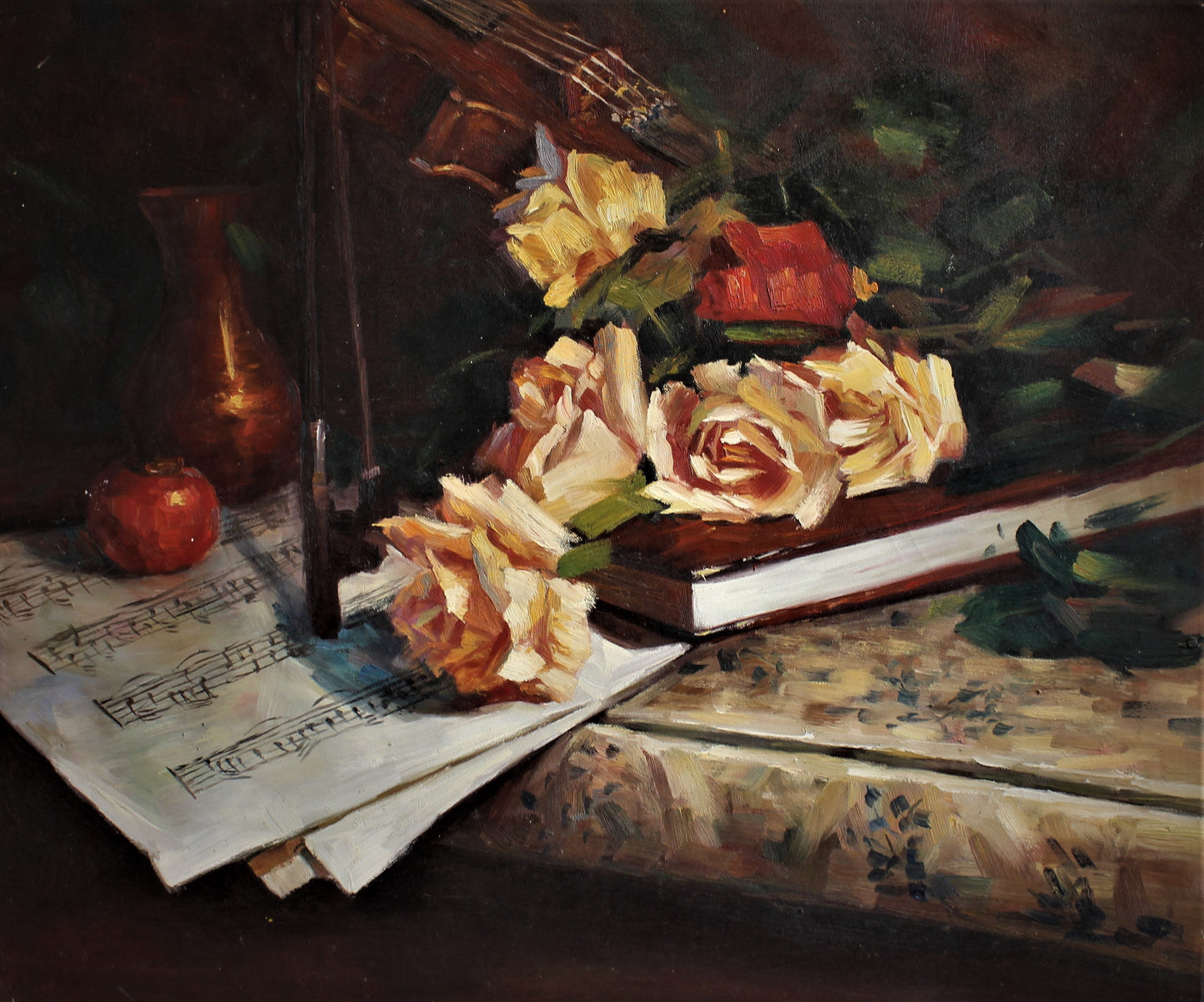 Nature morte d'un violon, partition et fleurs