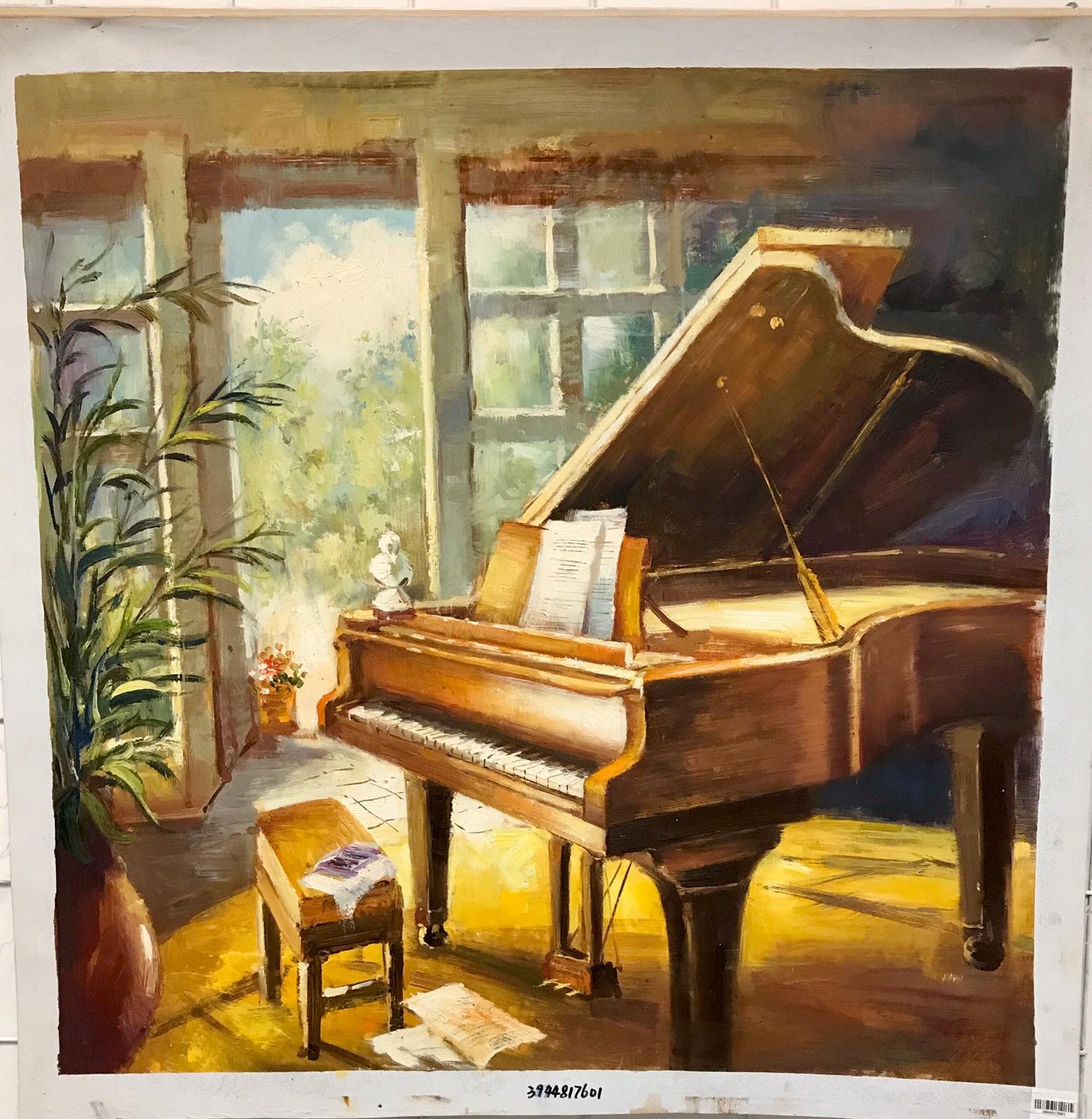 Piano à queue dans une pièce ensoleillée