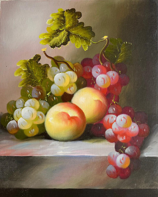 Nature morte de raisins et de deux pêches