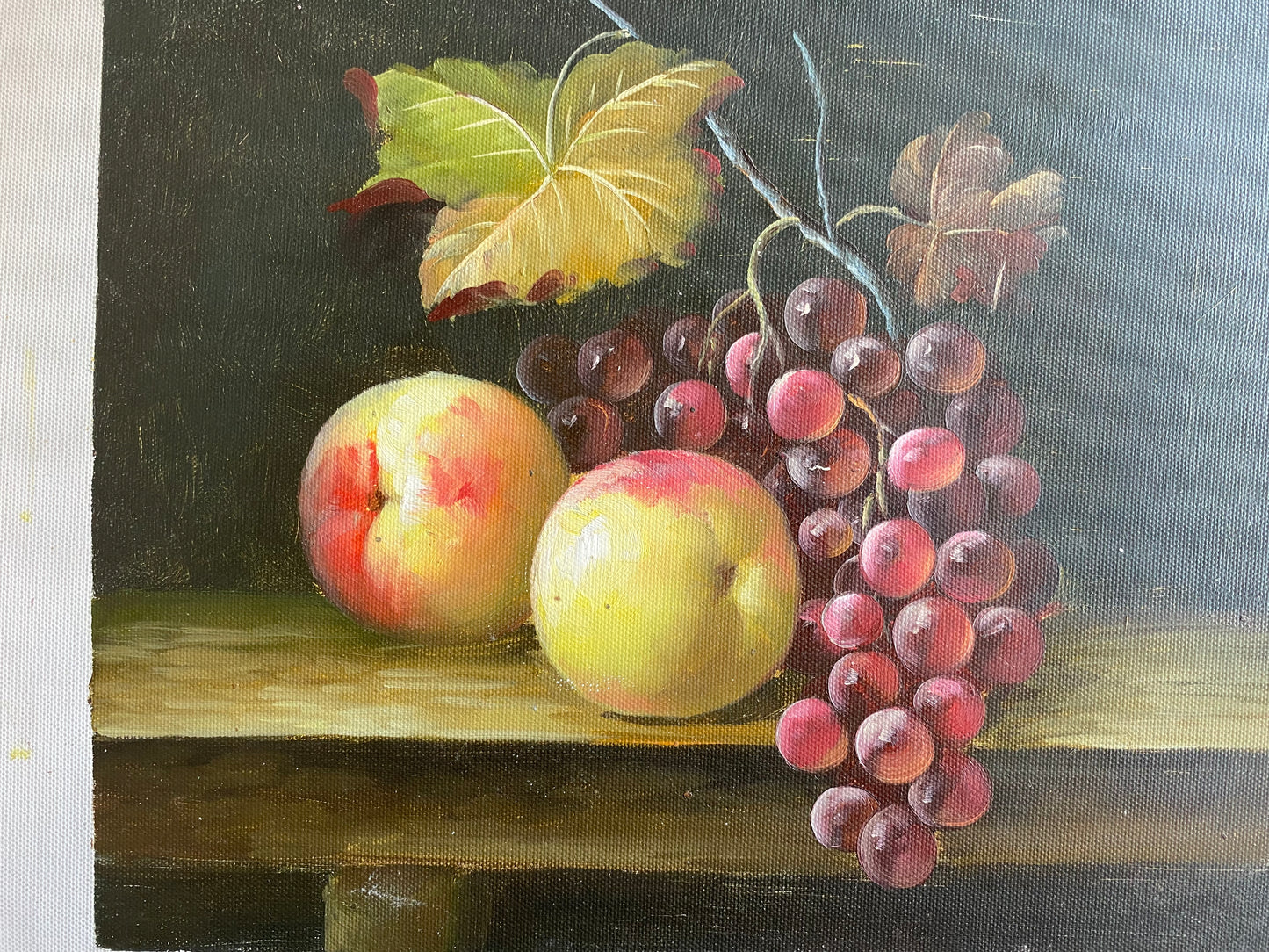 Nature morte de raisins et de deux pommes