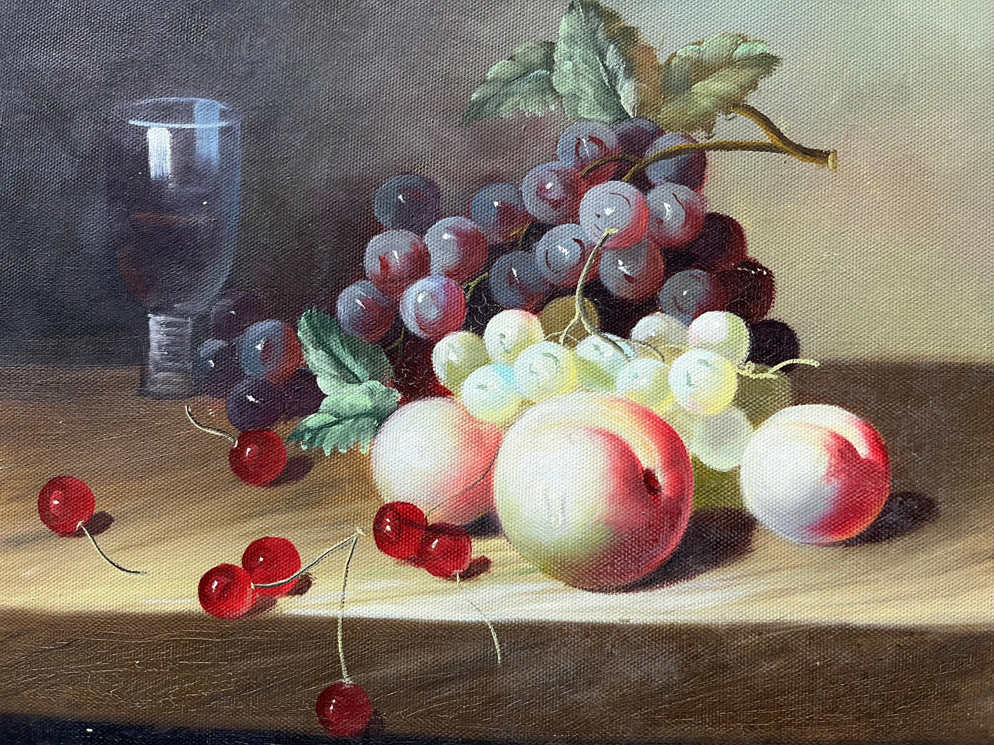 Nature morte de fruits et d'un verre à boire