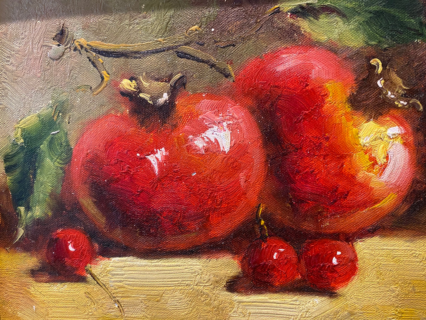 Nature morte de deux grenades et de cerises