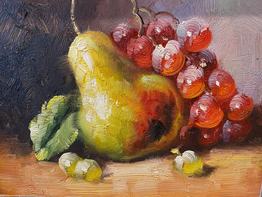 Nature morte d'une poire et de raisins