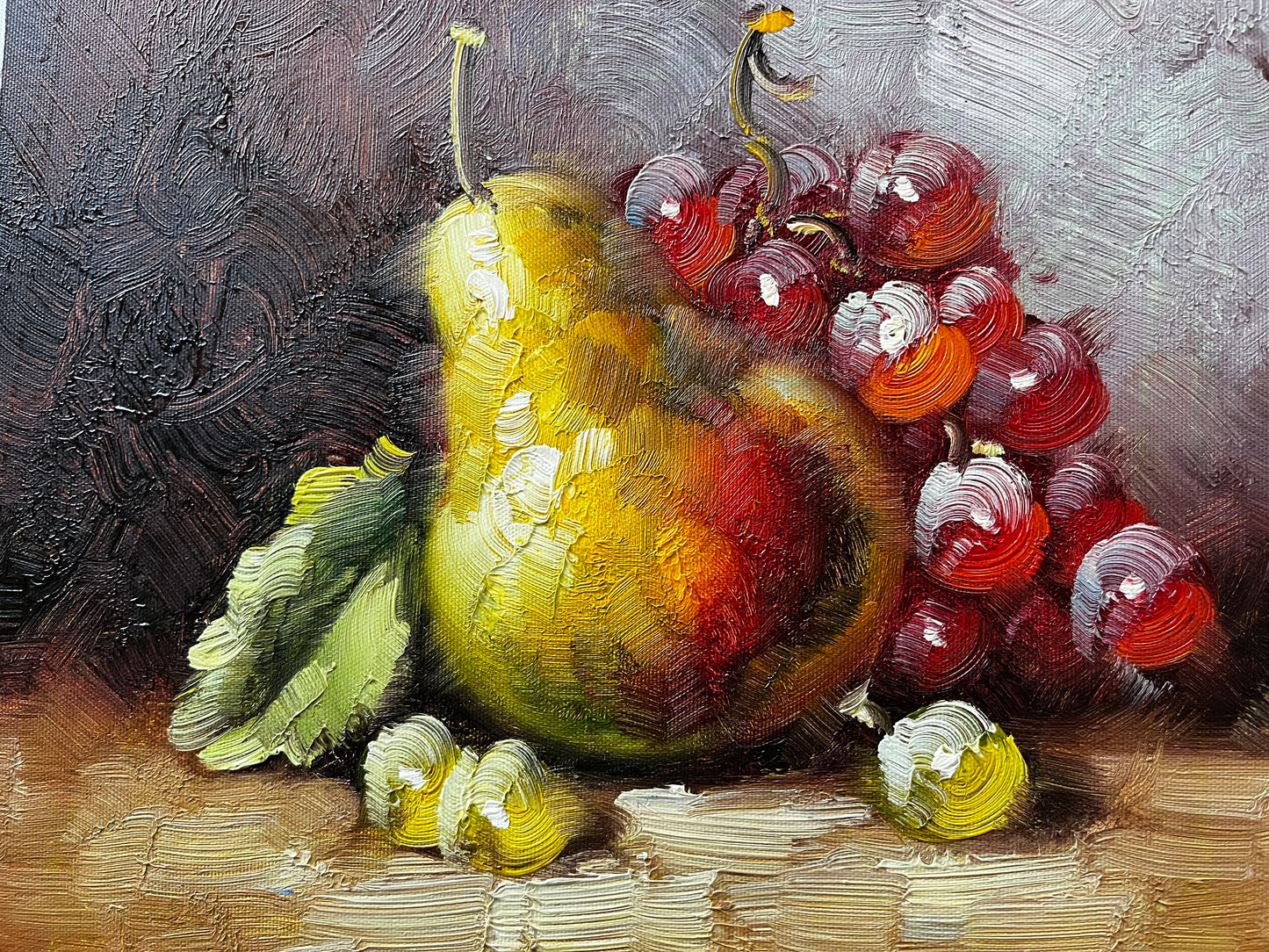 Nature morte de raisins et d'une poire