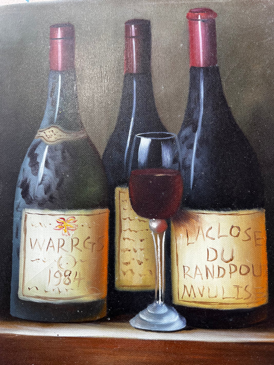 Nature morte de trois bouteilles et d'un verre de vin