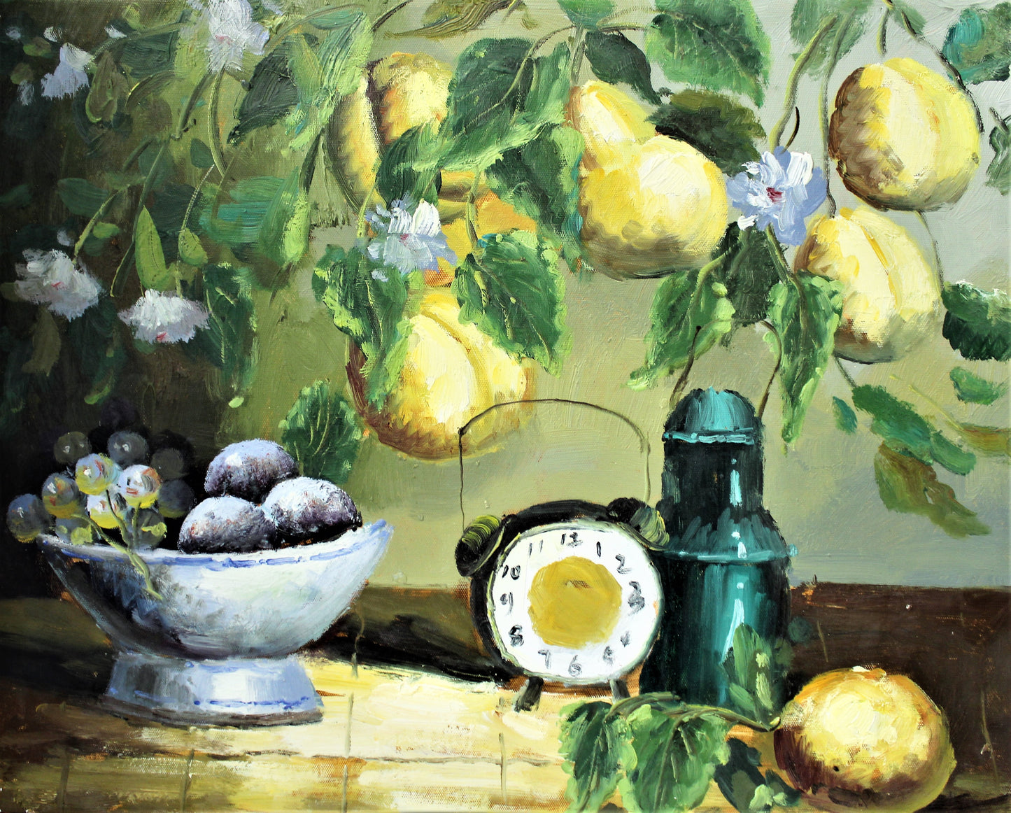 Nature morte avec des fruits et une horloge