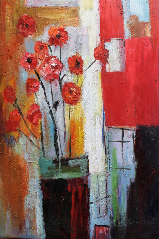Petites fleurs rouges dans un vase avec un fond abstrait