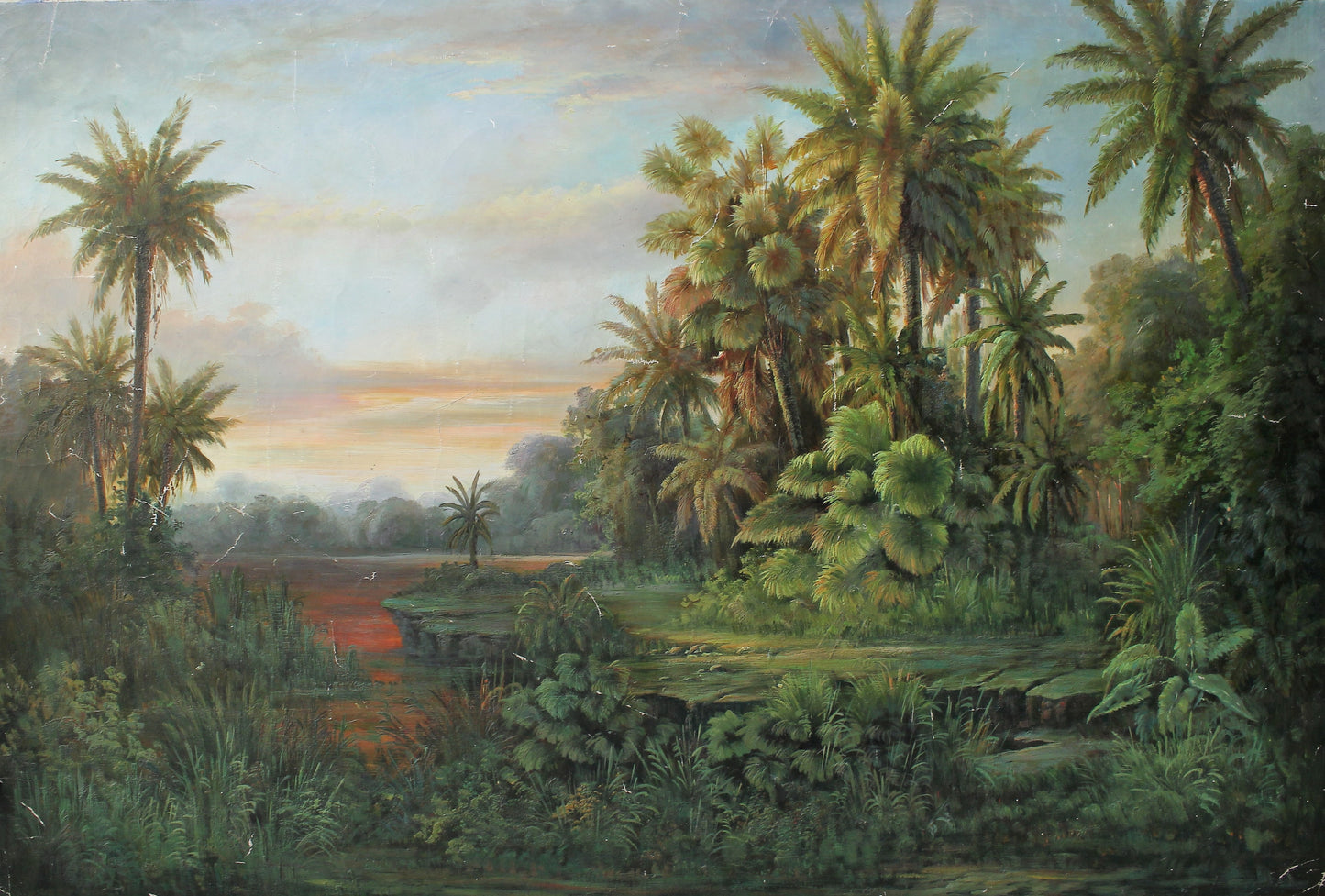 Forêt tropicale avec de grands palmiers