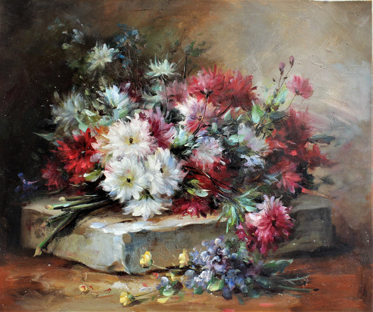 Nature morte de fleurs sur une pierre rectangulaire