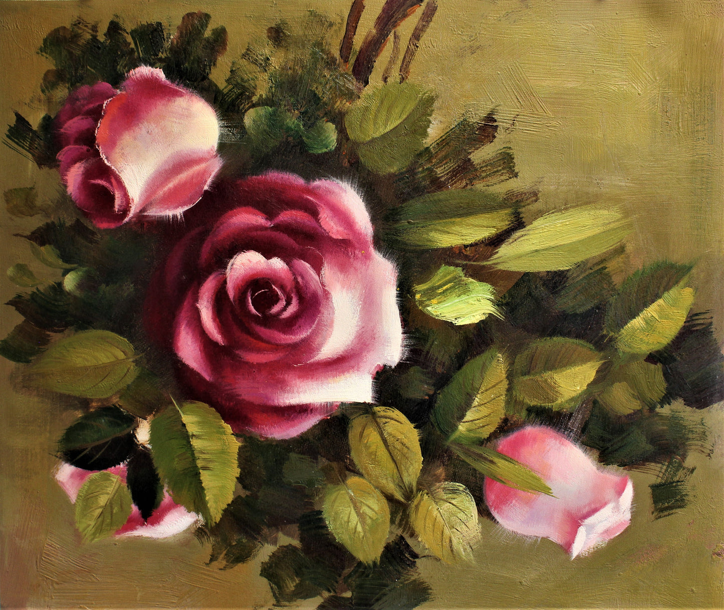 Trois roses et des feuilles
