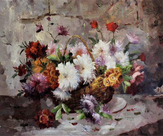 Nature morte de fleurs colorées dans un panier