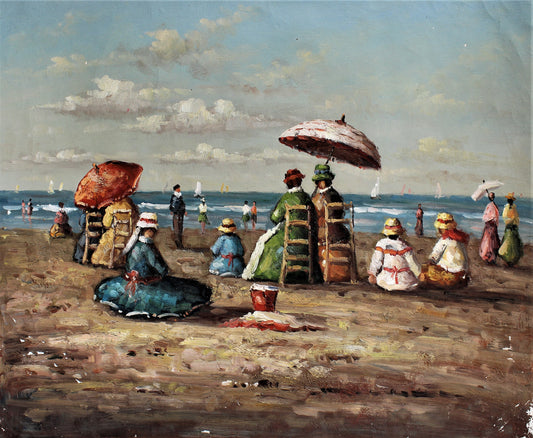 Familles sur une plage avec des voiliers au loin