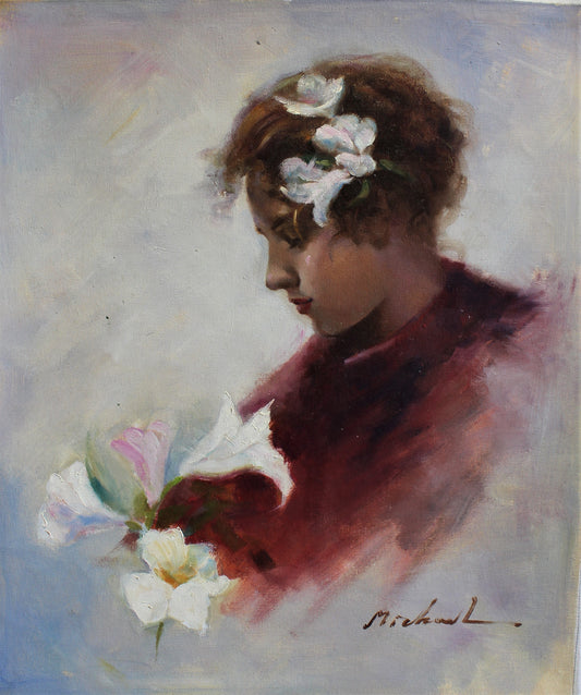 Profil latéral d'une femme avec des fleurs blanches