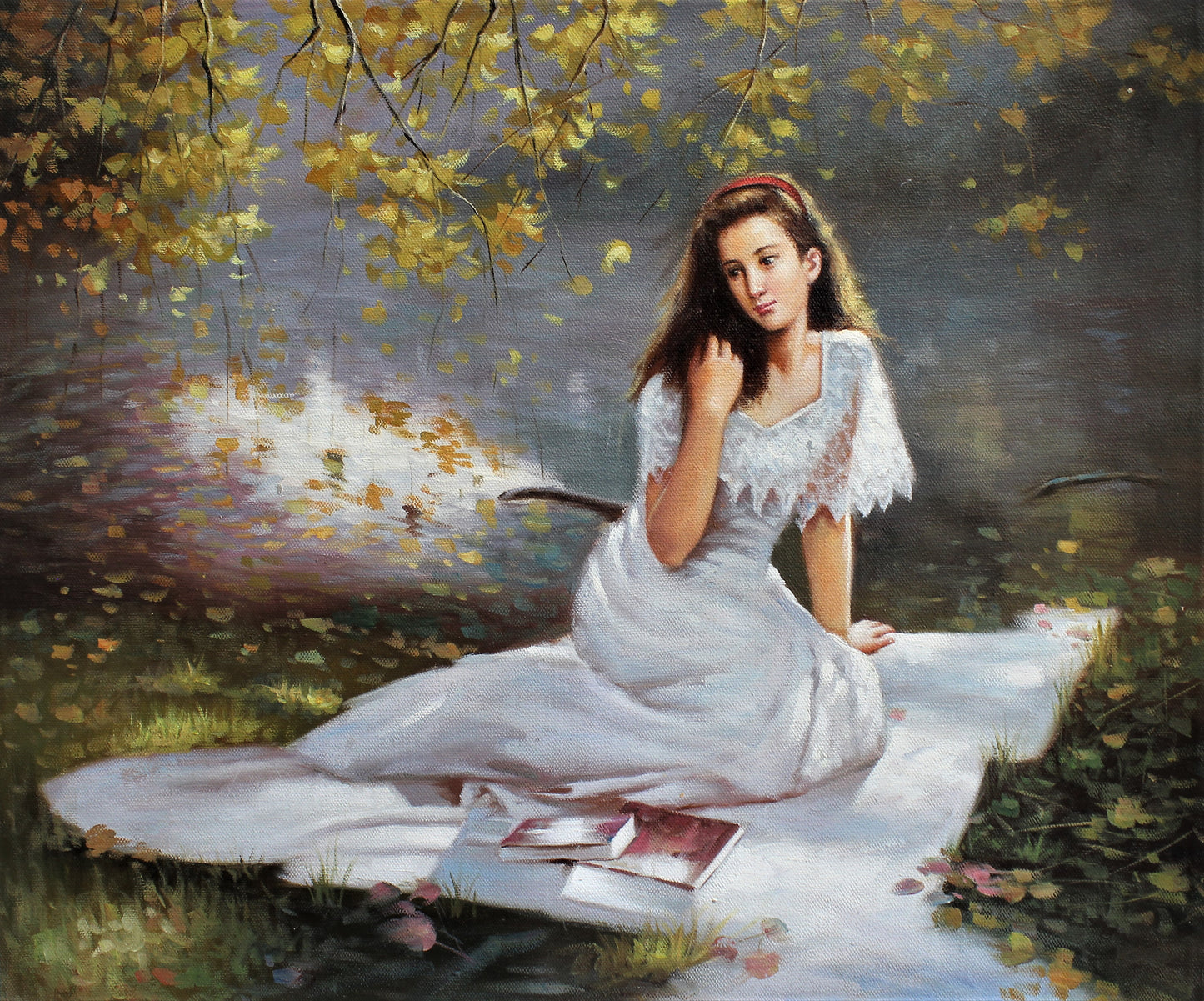 Femme assise au bord de l'eau avec des livres
