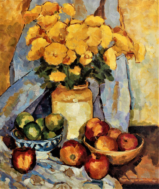 Nature morte de coupes de fruits et de fleurs jaunes dans un vase